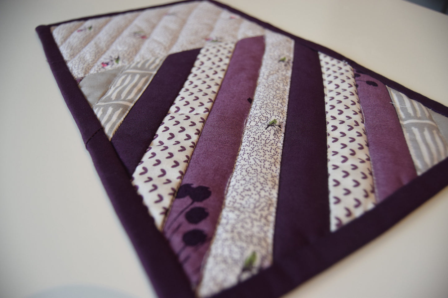 Mug Rug - Purple and White