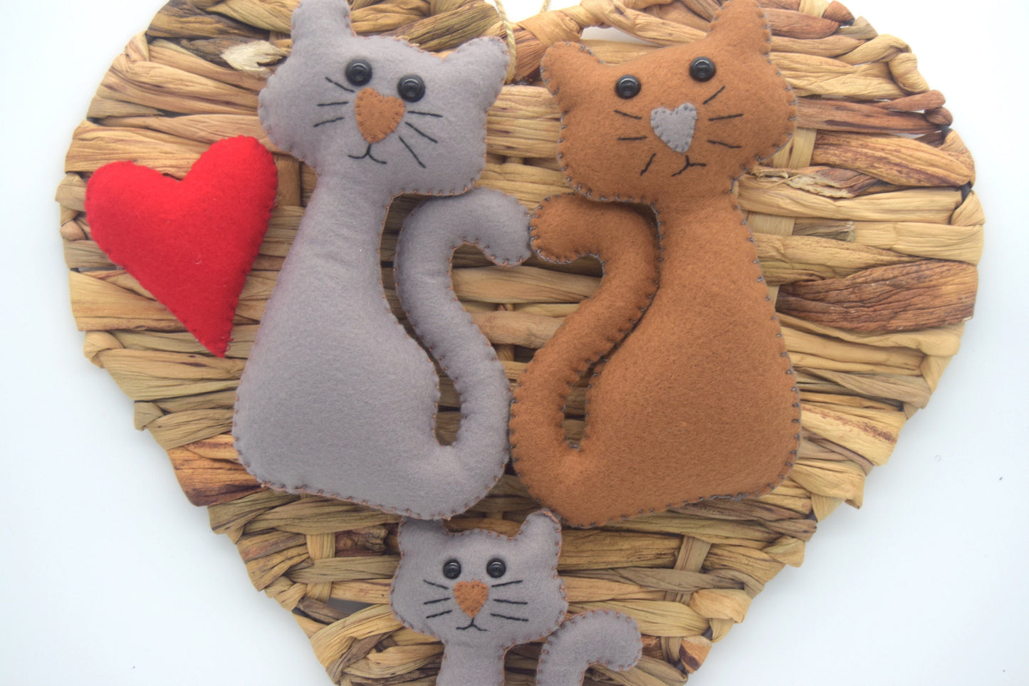 Cat Family Hanging Decoration - HEART-shaped Felt, Cat Parents, Kitten, Red Heart