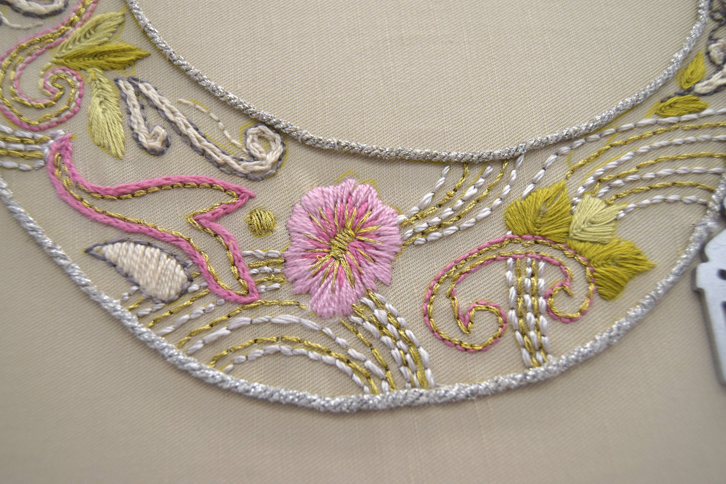 Ramadan Embroidery Hoop - RAMADAN MUBARAK Handmade Hand-stitched Embroidery Hoop