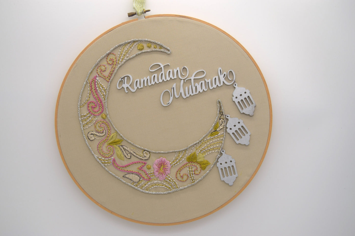 Ramadan Embroidery Hoop - RAMADAN MUBARAK Handmade Hand-stitched Embroidery Hoop
